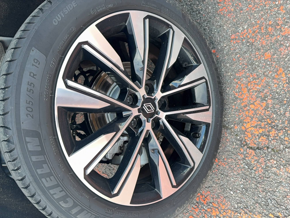 Acheter Renault Austral Austral full hybrid E-Tech 200 ch Techno 5p neuf dans les concessions du Groupe Faurie