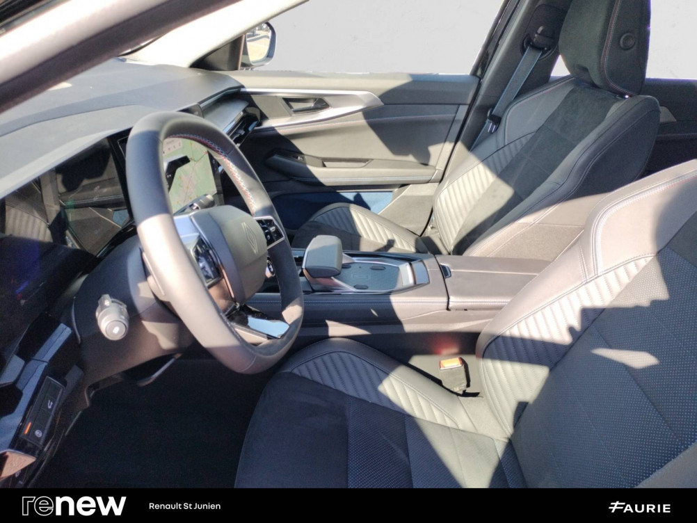 Acheter Renault Rafale Rafale E-Tech full hybrid 200 ch esprit Alpine 5p occasion dans les concessions du Groupe Faurie