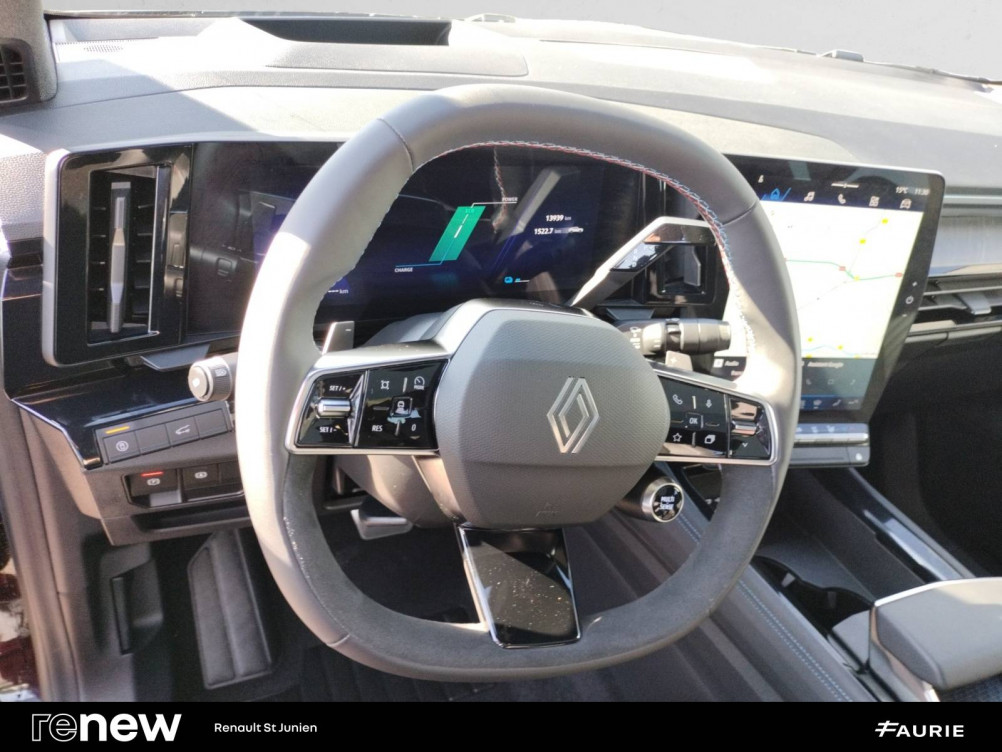 Acheter Renault Rafale Rafale E-Tech full hybrid 200 ch esprit Alpine 5p occasion dans les concessions du Groupe Faurie