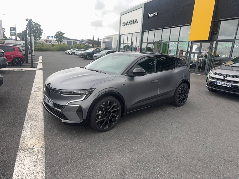 Acheter Renault Megane E-Tech Megane E-Tech 220 ch autonomie confort esprit Alpine 5p neuf dans les concessions du Groupe Faurie