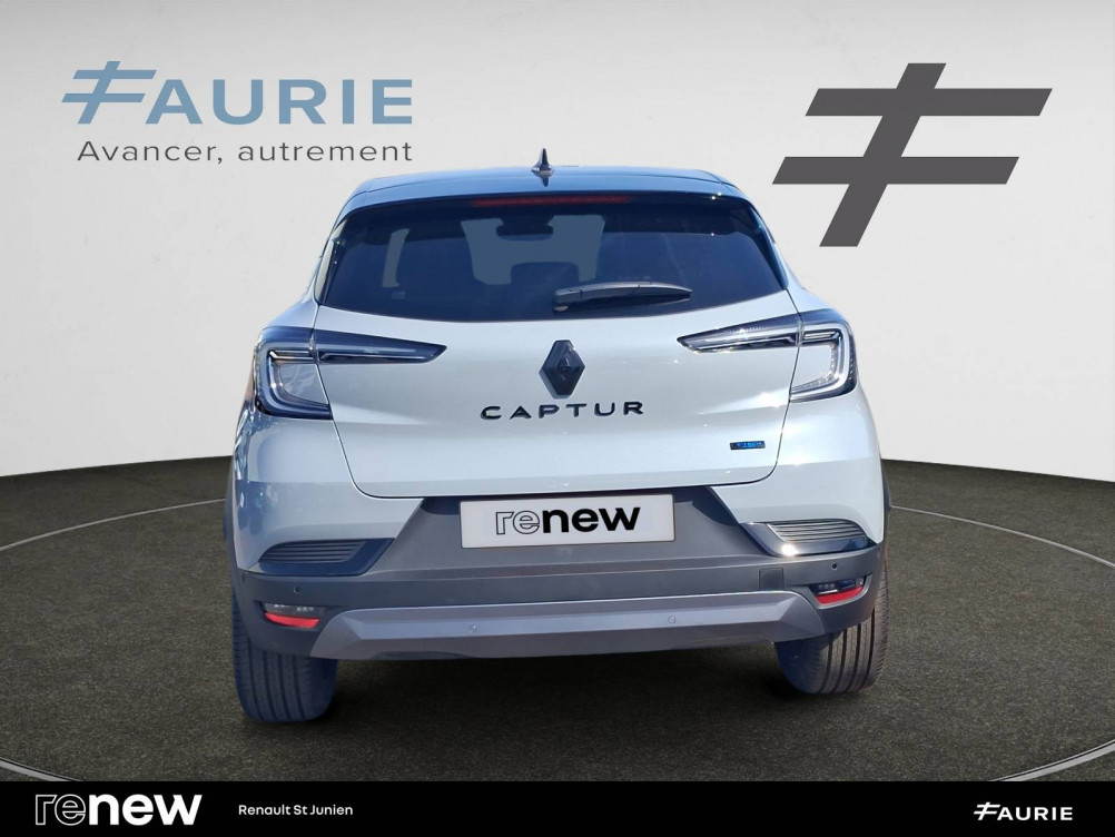 Acheter Renault Captur 2 Captur E-Tech full hybrid 160 ch esprit Alpine 5p occasion dans les concessions du Groupe Faurie