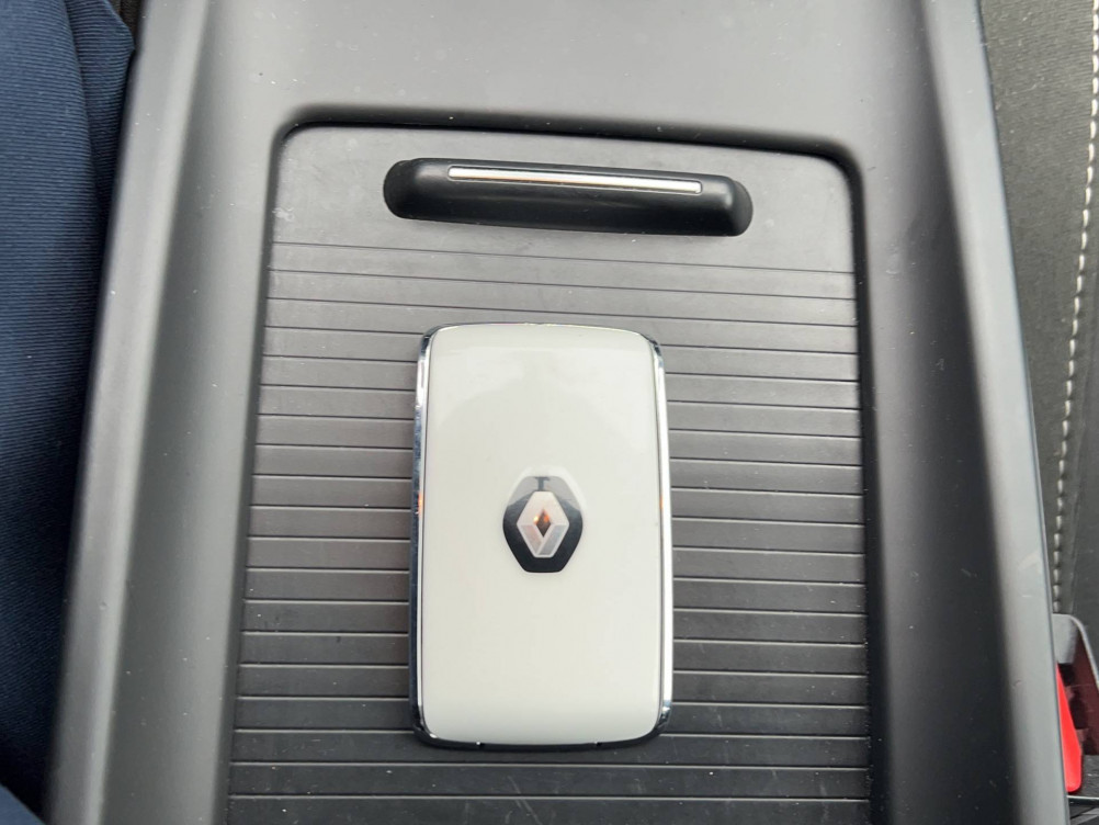 Acheter Renault Grand Scenic 4 Grand Scénic dCi 130 Energy Business 7 pl 5p occasion dans les concessions du Groupe Faurie