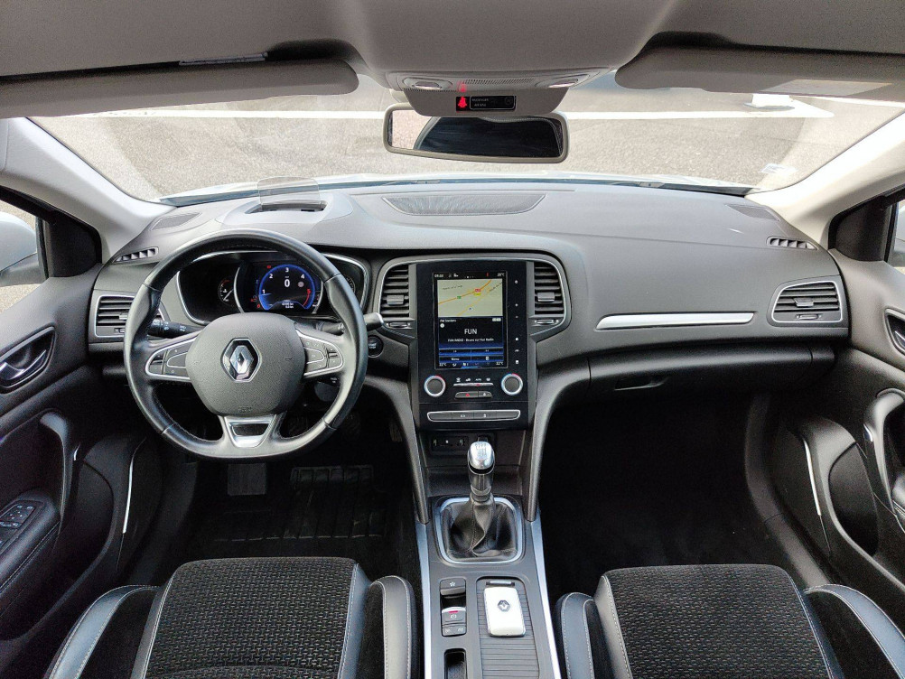 Acheter Renault Megane 4 Mégane IV Estate dCi 130 Energy Intens 5p occasion dans les concessions du Groupe Faurie