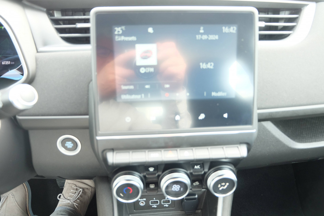 Acheter Renault Zoe Zoe R110 Achat Intégral Life 5p occasion dans les concessions du Groupe Faurie