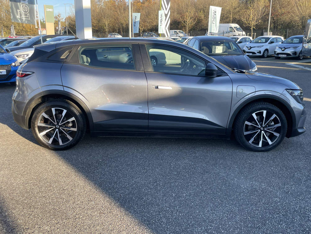 Acheter Renault Megane E-Tech Megane E-Tech EV60 130ch super charge Evolution ER 5p occasion dans les concessions du Groupe Faurie