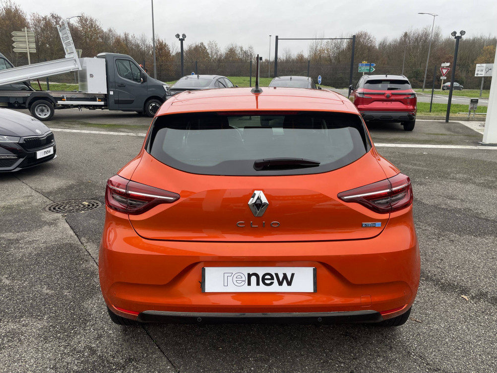 Acheter Renault Clio 5 Clio E-Tech 140 Intens 5p occasion dans les concessions du Groupe Faurie