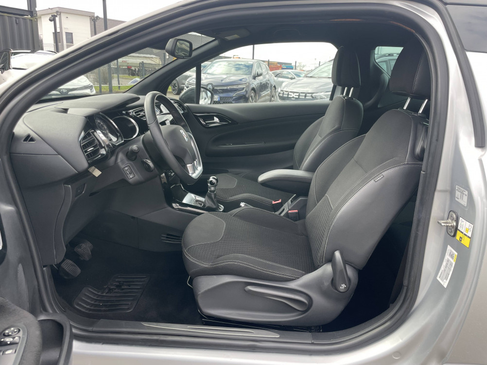 Acheter Ds Ds3 DS 3 PureTech 82 BVM So Chic 3p occasion dans les concessions du Groupe Faurie