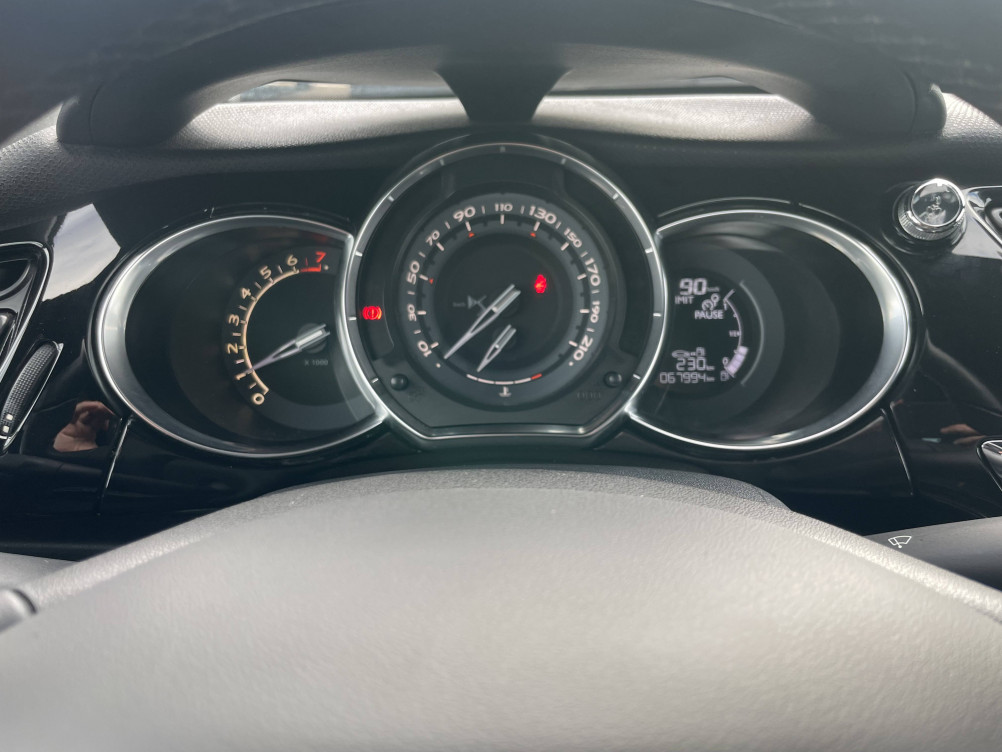 Acheter Ds Ds3 DS 3 PureTech 82 BVM So Chic 3p occasion dans les concessions du Groupe Faurie