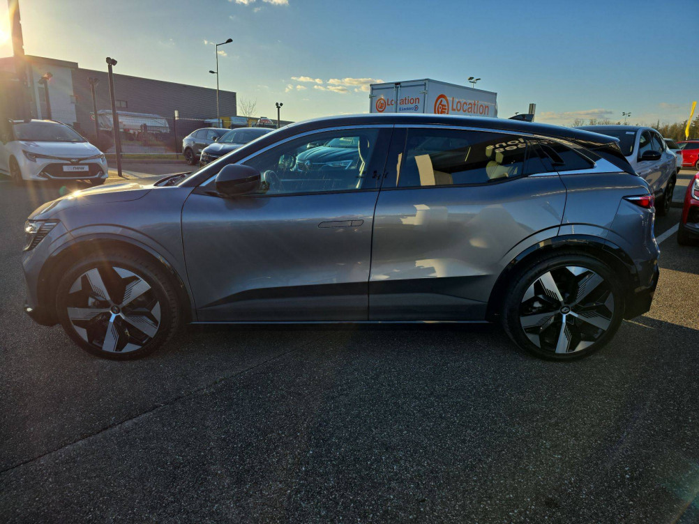 Acheter Renault Megane E-Tech Megane E-Tech EV60 220 ch super charge Techno 5p occasion dans les concessions du Groupe Faurie