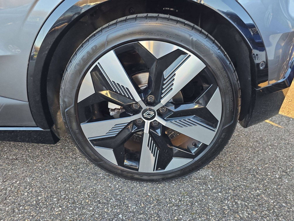 Acheter Renault Megane E-Tech Megane E-Tech EV60 220 ch super charge Techno 5p occasion dans les concessions du Groupe Faurie