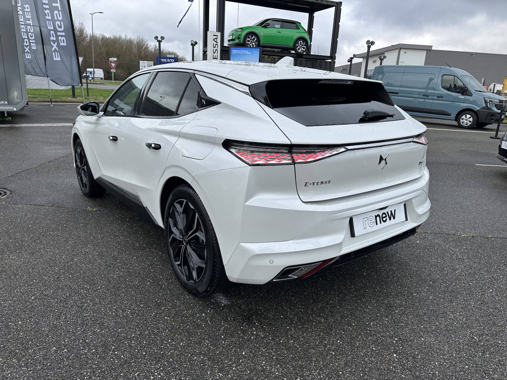 Acheter Ds DS4 DS 4 Hybride E-Tense 225 EAT8 Opera 5p occasion dans les concessions du Groupe Faurie