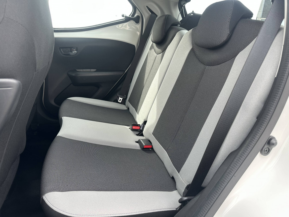 Acheter Toyota Aygo Aygo 1.0 VVT-i x-play 5p occasion dans les concessions du Groupe Faurie