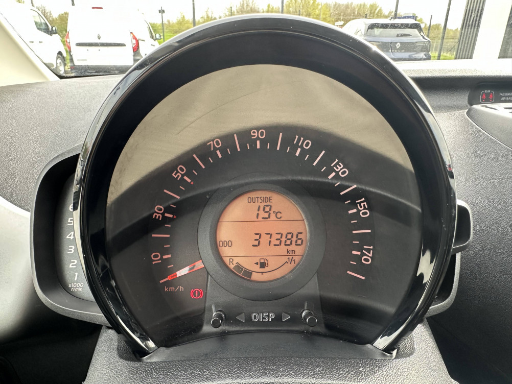 Acheter Toyota Aygo Aygo 1.0 VVT-i x-play 5p occasion dans les concessions du Groupe Faurie