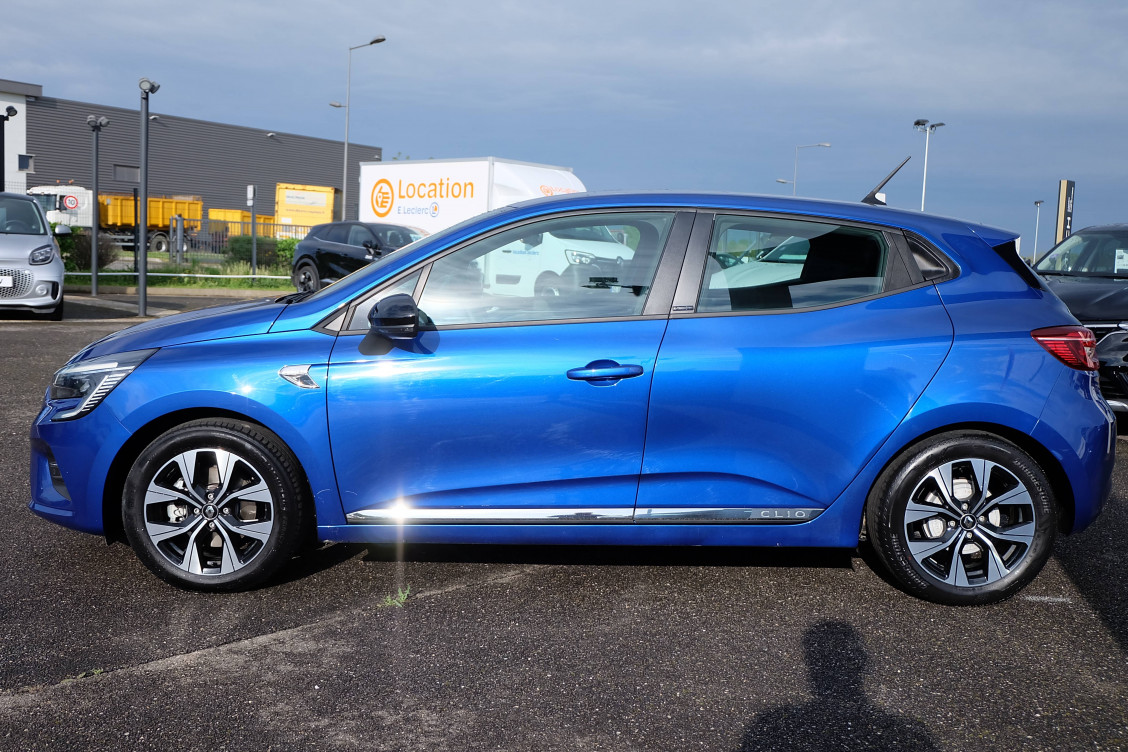 Acheter Renault Clio 5 Clio E-Tech 140 Limited 5p occasion dans les concessions du Groupe Faurie