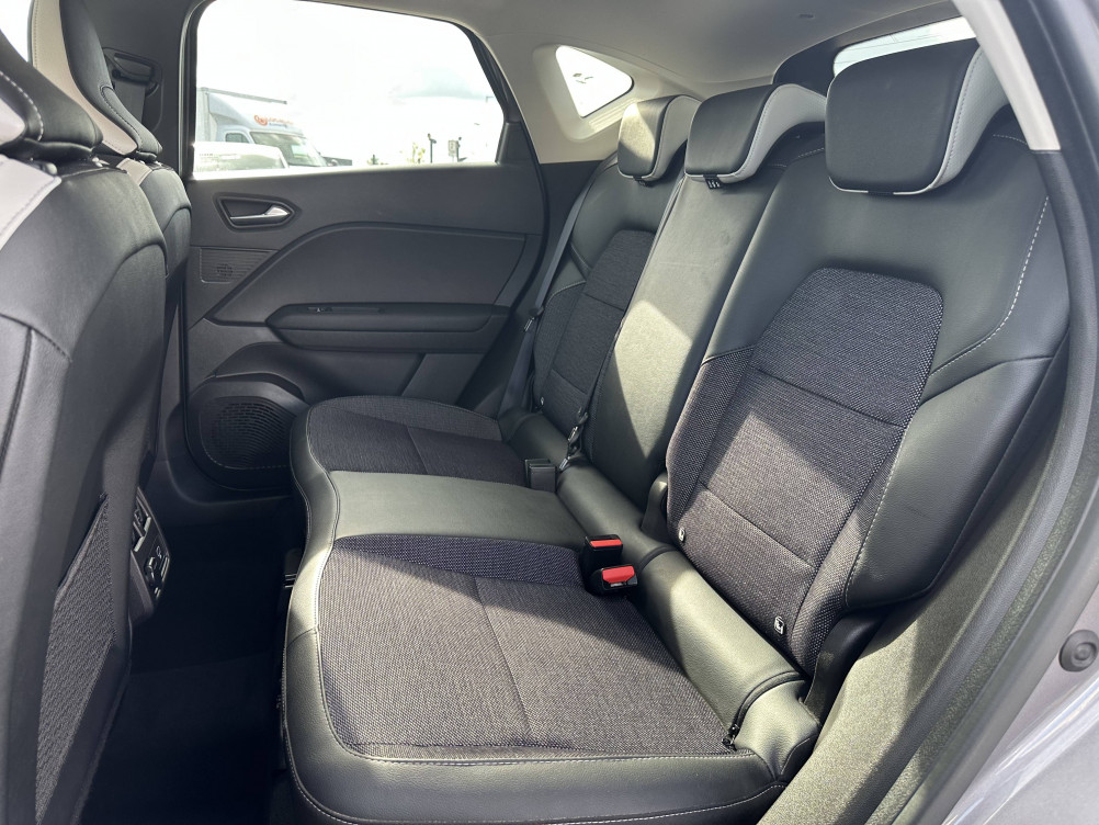 Acheter Renault Captur 2 Captur E-Tech Plug-in 160 - 21 Intens 5p occasion dans les concessions du Groupe Faurie