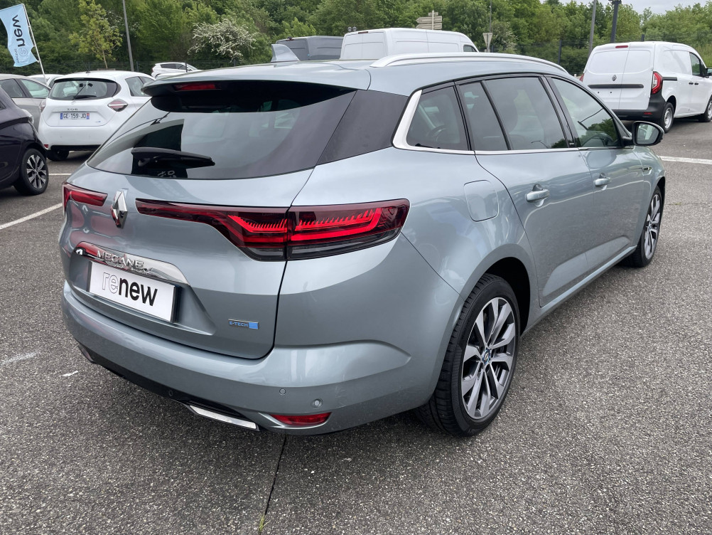 Acheter Renault Megane 4 Mégane IV Estate E-TECH Plug-In Hybride 160 Intens 5p occasion dans les concessions du Groupe Faurie