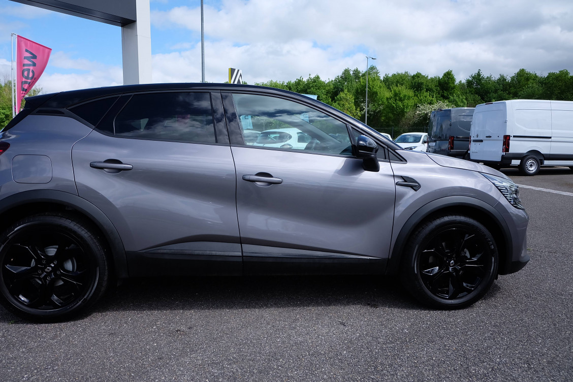 Acheter Renault Captur 2 Captur mild hybrid 140 Rive Gauche 5p occasion dans les concessions du Groupe Faurie