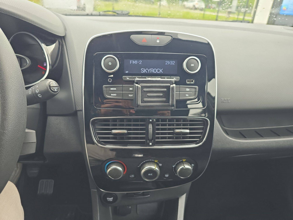 Acheter Renault Clio 4 Clio TCe 75 E6C Trend 5p occasion dans les concessions du Groupe Faurie