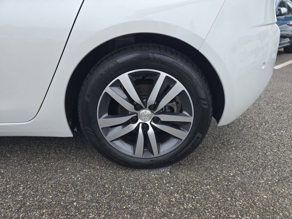 Acheter Peugeot 308 308 PureTech 130ch S&S BVM6 Allure 5p occasion dans les concessions du Groupe Faurie