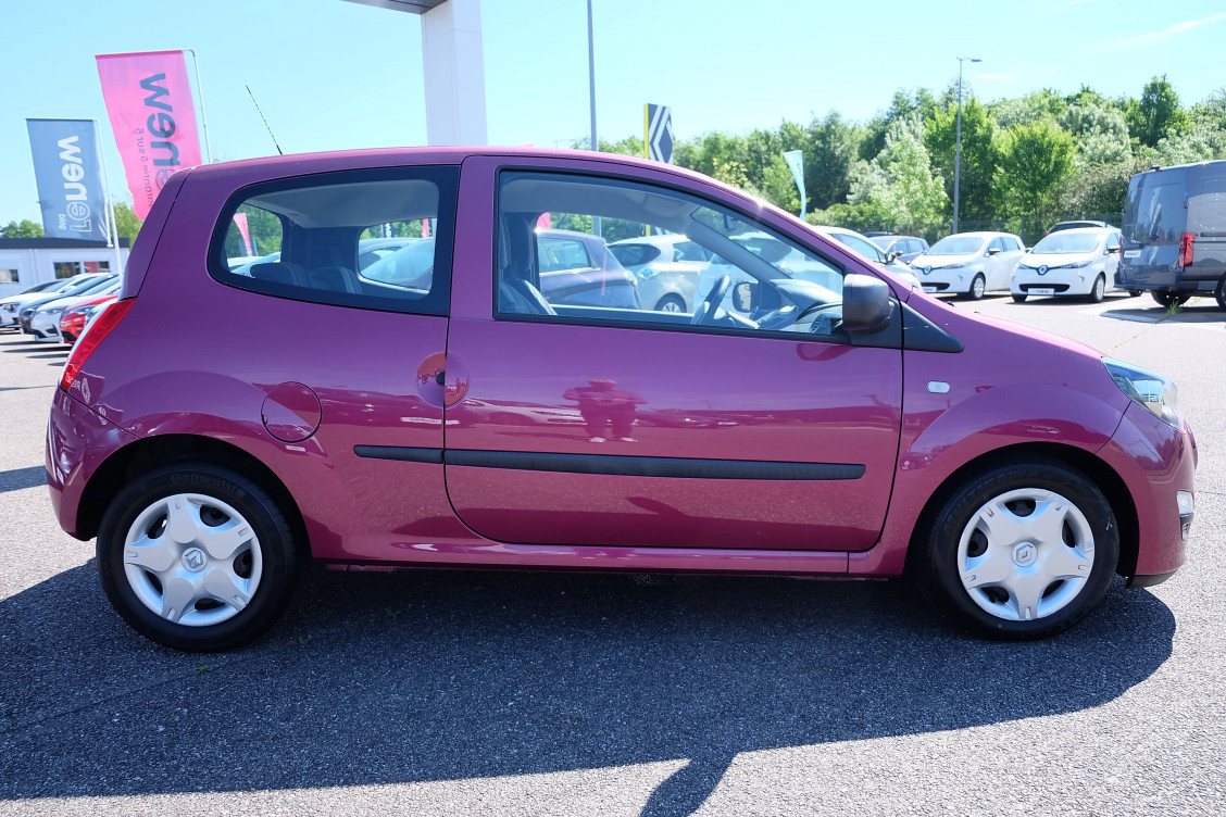 Acheter Renault Twingo 2 Twingo II 1.2 LEV 16v 75 eco2 Authentique Euro 5 3p occasion dans les concessions du Groupe Faurie