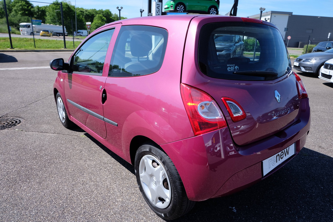 Acheter Renault Twingo 2 Twingo II 1.2 LEV 16v 75 eco2 Authentique Euro 5 3p occasion dans les concessions du Groupe Faurie
