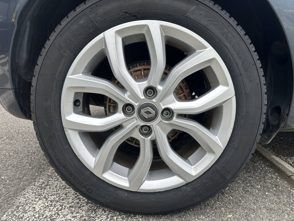 Acheter Renault Clio 4 Clio TCe 120 Energy EDC Intens 5p occasion dans les concessions du Groupe Faurie