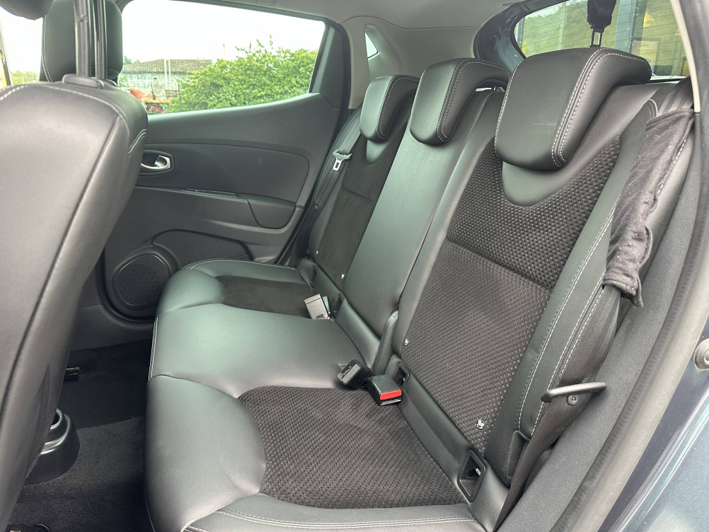 Acheter Renault Clio 4 Clio TCe 120 Energy EDC Intens 5p occasion dans les concessions du Groupe Faurie