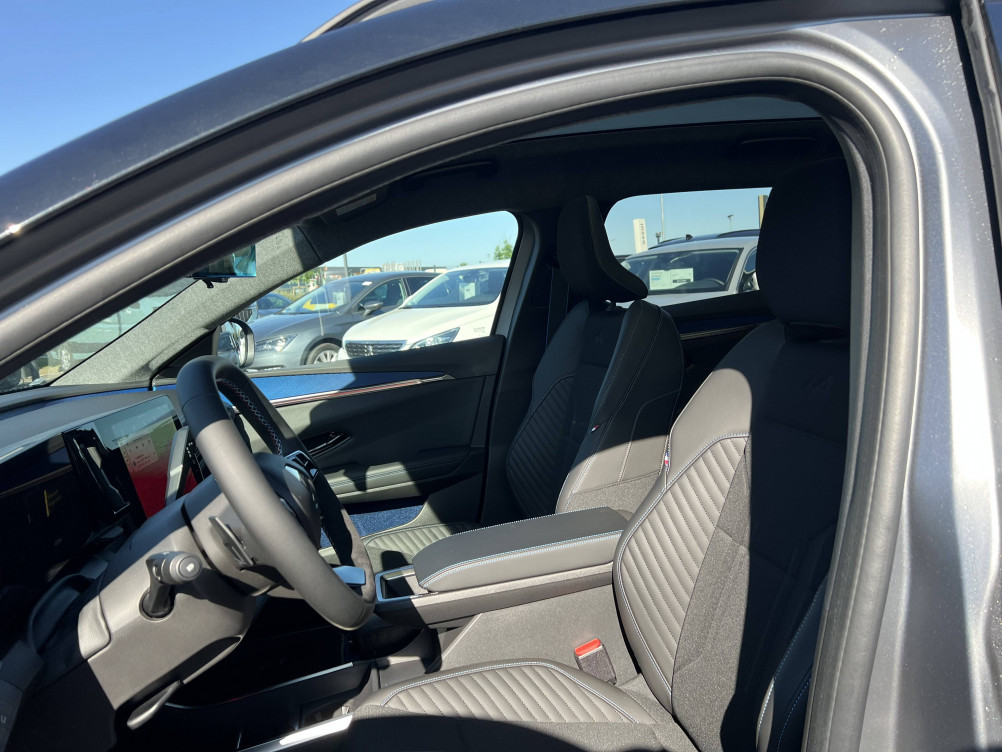 Acheter Renault Scenic 5 Scenic E-Tech electrique 220 ch grande autonomie Techno esprit Alpine 5p occasion dans les concessions du Groupe Faurie