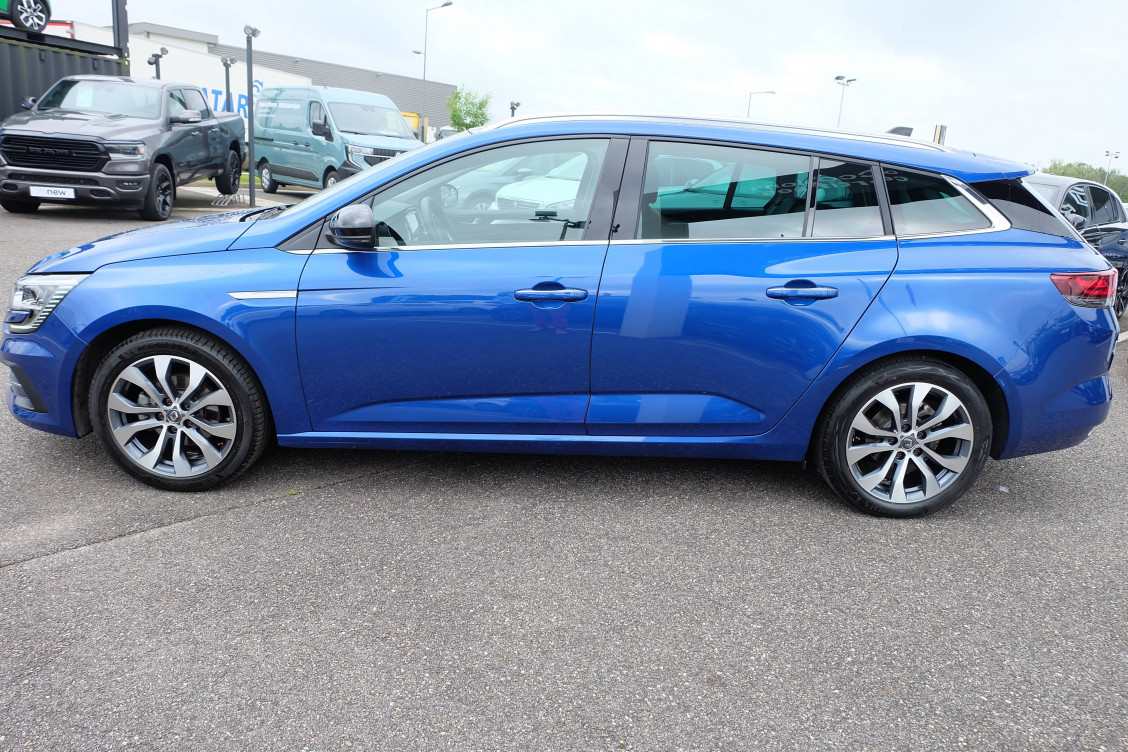 Acheter Renault Megane 4 Megane IV Estate Blue dCi 115 EDC Techno 5p occasion dans les concessions du Groupe Faurie