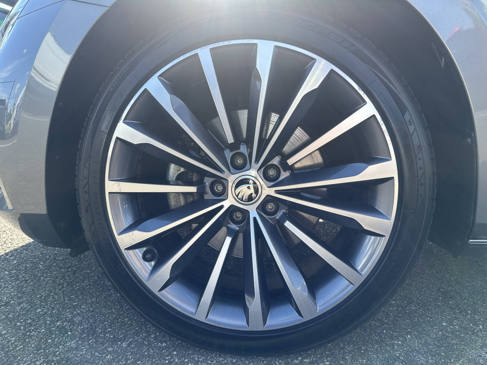 Acheter Skoda Superb Superb Combi 1.4 TSI PHEV 218 ch DSG6 Laurin & Klement 5p occasion dans les concessions du Groupe Faurie