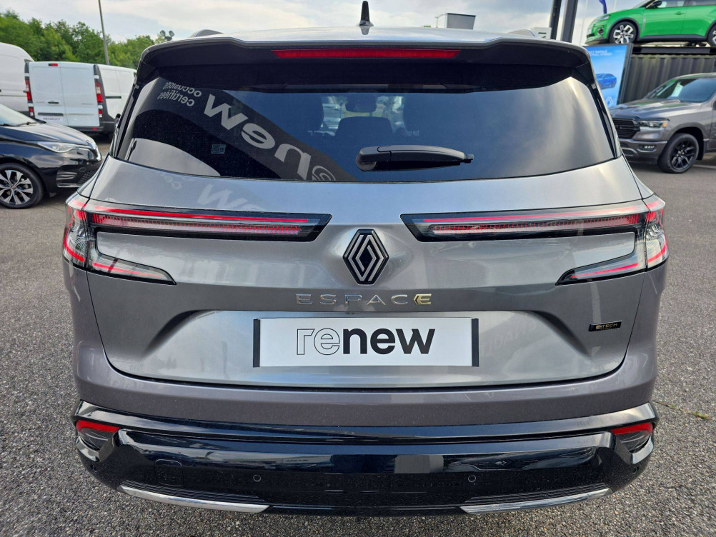 Acheter Renault Espace 6 Espace E-Tech hybrid 200 Iconic 5p occasion dans les concessions du Groupe Faurie