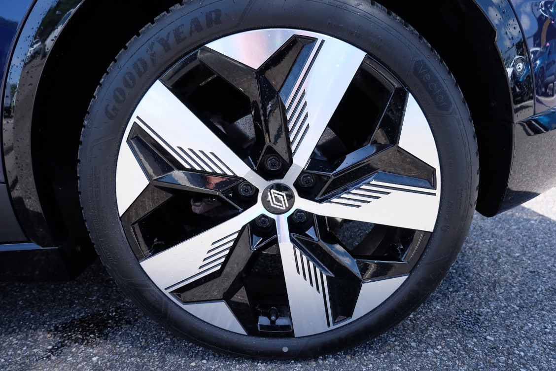 Acheter Renault Megane E-Tech Megane E-Tech EV60 220 ch optimum charge Techno 5p occasion dans les concessions du Groupe Faurie