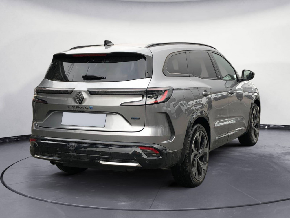 Acheter Renault Espace 6 Espace E-Tech hybrid 200 esprit Alpine 5p occasion dans les concessions du Groupe Faurie