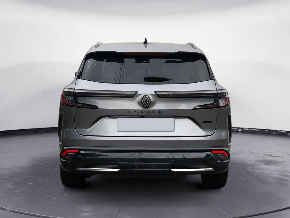 Acheter Renault Espace 6 Espace E-Tech hybrid 200 esprit Alpine 5p occasion dans les concessions du Groupe Faurie