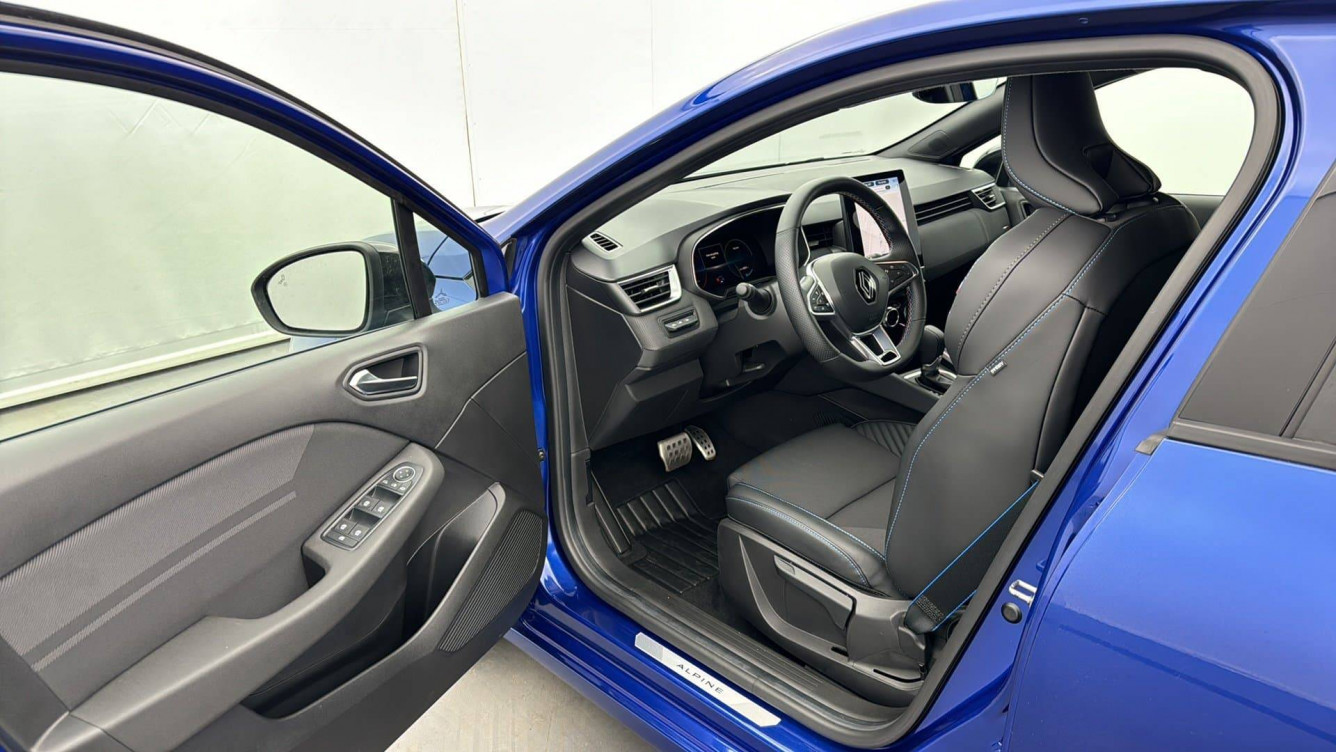 Acheter Renault Clio 5 Clio E-Tech full hybrid 145 Esprit Alpine 5p occasion dans les concessions du Groupe Faurie