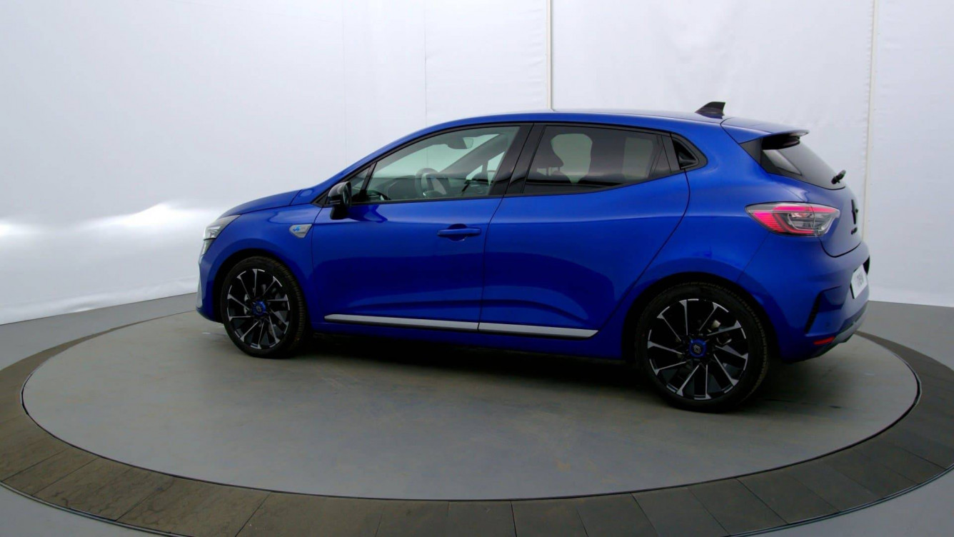 Acheter Renault Clio 5 Clio E-Tech full hybrid 145 Esprit Alpine 5p occasion dans les concessions du Groupe Faurie