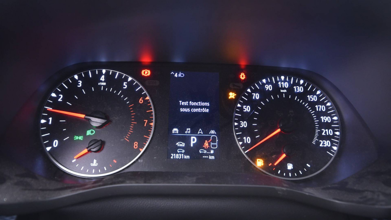Acheter Renault Arkana Arkana mild hybrid 140 EDC FAP - 22 Evolution 5p occasion dans les concessions du Groupe Faurie