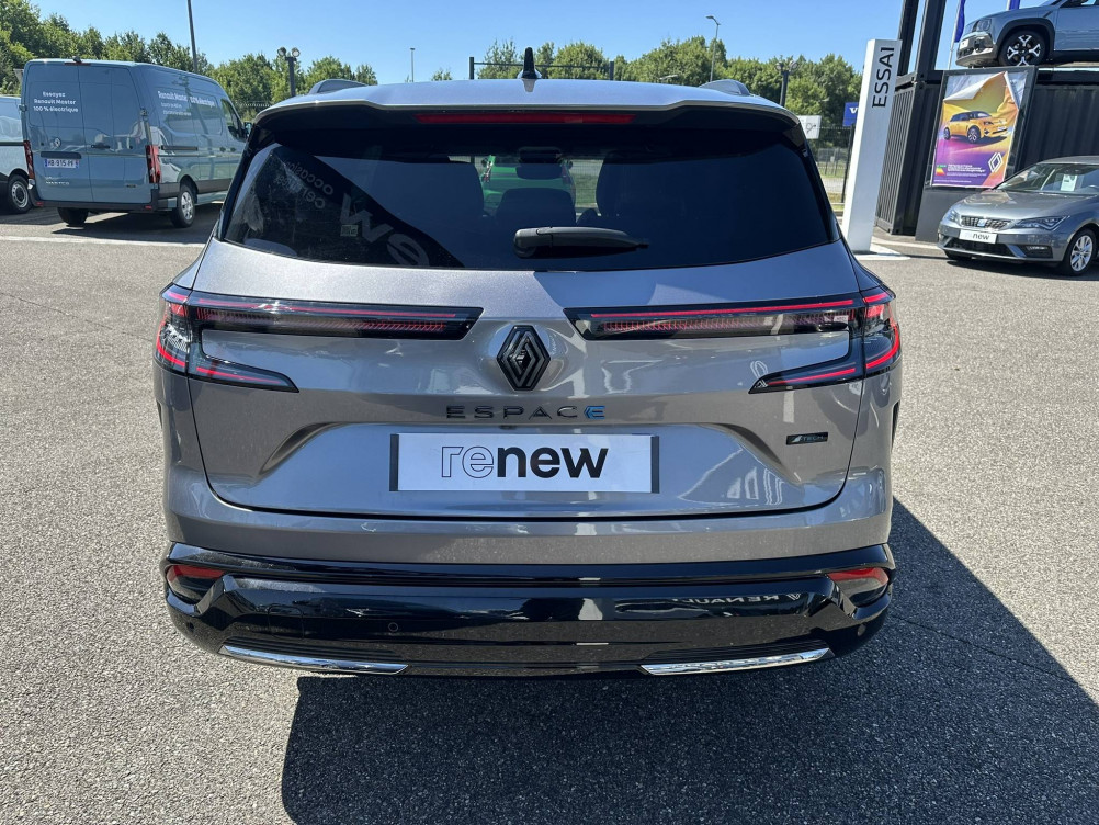 Acheter Renault Espace 6 Espace E-Tech hybrid 200 esprit Alpine 5p occasion dans les concessions du Groupe Faurie