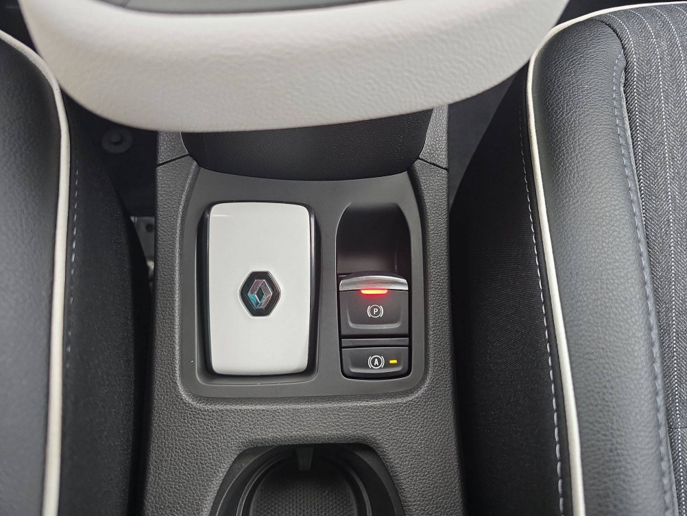 Acheter Renault Clio 5 Clio E-Tech 140 - 21N Intens 5p occasion dans les concessions du Groupe Faurie