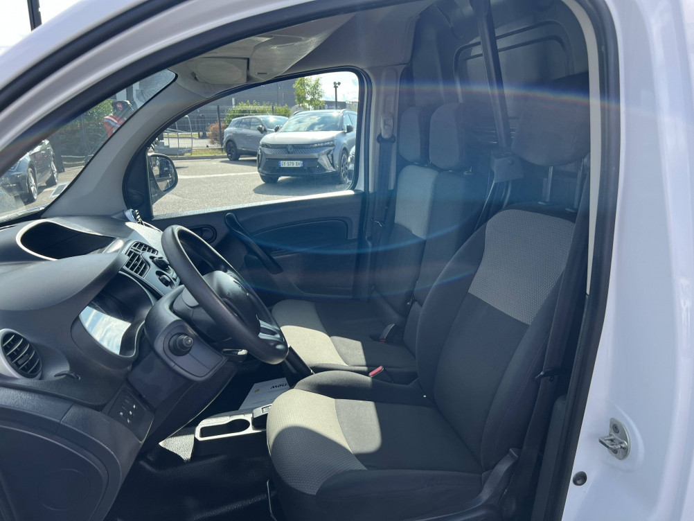 Acheter Renault Kangoo Express 2 KANGOO EXPRESS BLUE DCI 95 EXTRA R-LINK 5p occasion dans les concessions du Groupe Faurie
