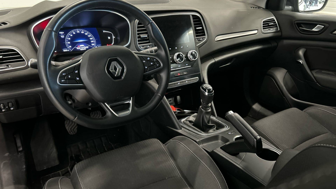 Acheter Renault Megane 4 Mégane IV Estate Blue dCi 115 Business 5p occasion dans les concessions du Groupe Faurie
