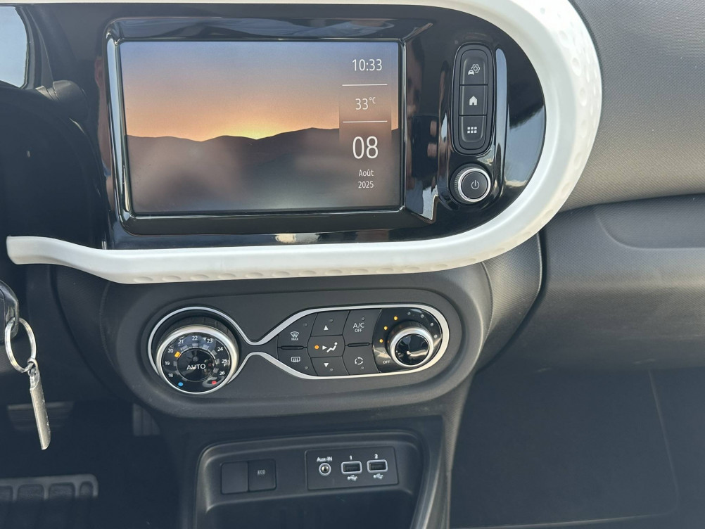 Acheter Renault Twingo Electrique Twingo III E-Tech Equilibre 5p occasion dans les concessions du Groupe Faurie