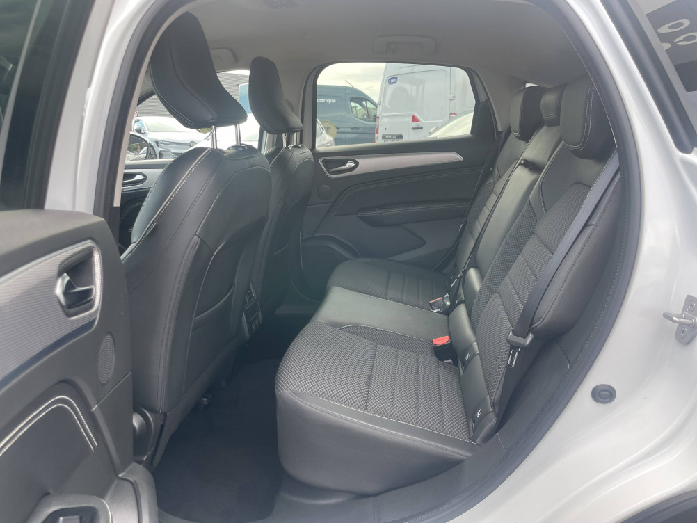 Acheter Renault Arkana Arkana E-Tech 145 - 21B Intens 5p occasion dans les concessions du Groupe Faurie