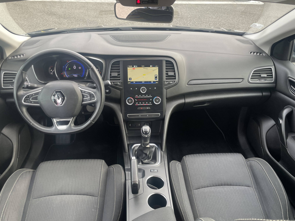 Acheter Renault Megane 4 Mégane IV Berline Blue dCi 95 Business 5p occasion dans les concessions du Groupe Faurie