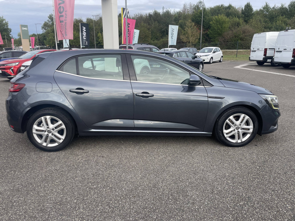 Acheter Renault Megane 4 Mégane IV Berline Blue dCi 95 Business 5p occasion dans les concessions du Groupe Faurie
