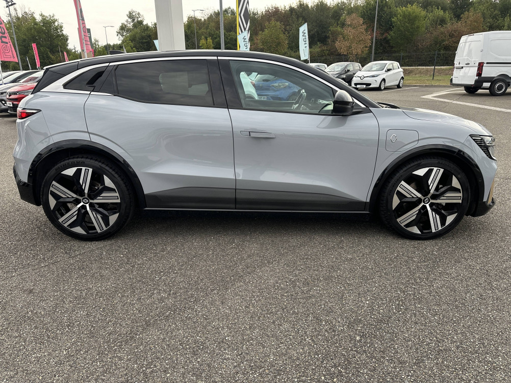 Acheter Renault Megane E-Tech Megane E-Tech EV60 220 ch super charge Iconic 5p occasion dans les concessions du Groupe Faurie