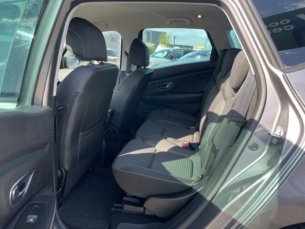 Acheter Renault Scenic 4 Scenic Blue dCi 120 Business 5p occasion dans les concessions du Groupe Faurie
