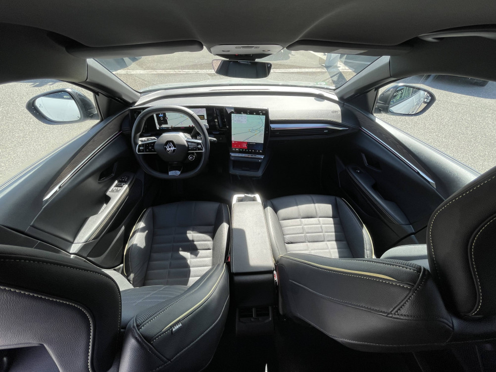 Acheter Renault Megane E-Tech Megane E-Tech EV60 220 ch super charge Iconic 5p occasion dans les concessions du Groupe Faurie