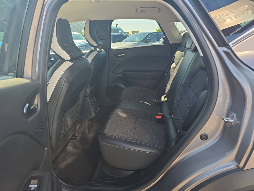 Acheter Renault Captur 2 Captur E-Tech Plug-in 160 - 21 Intens 5p occasion dans les concessions du Groupe Faurie