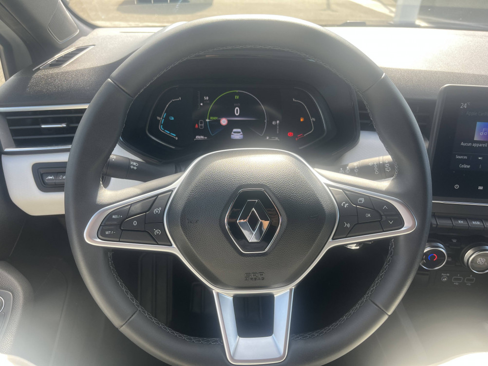 Acheter Renault Clio 5 Clio E-Tech 140 - 21N Limited 5p occasion dans les concessions du Groupe Faurie